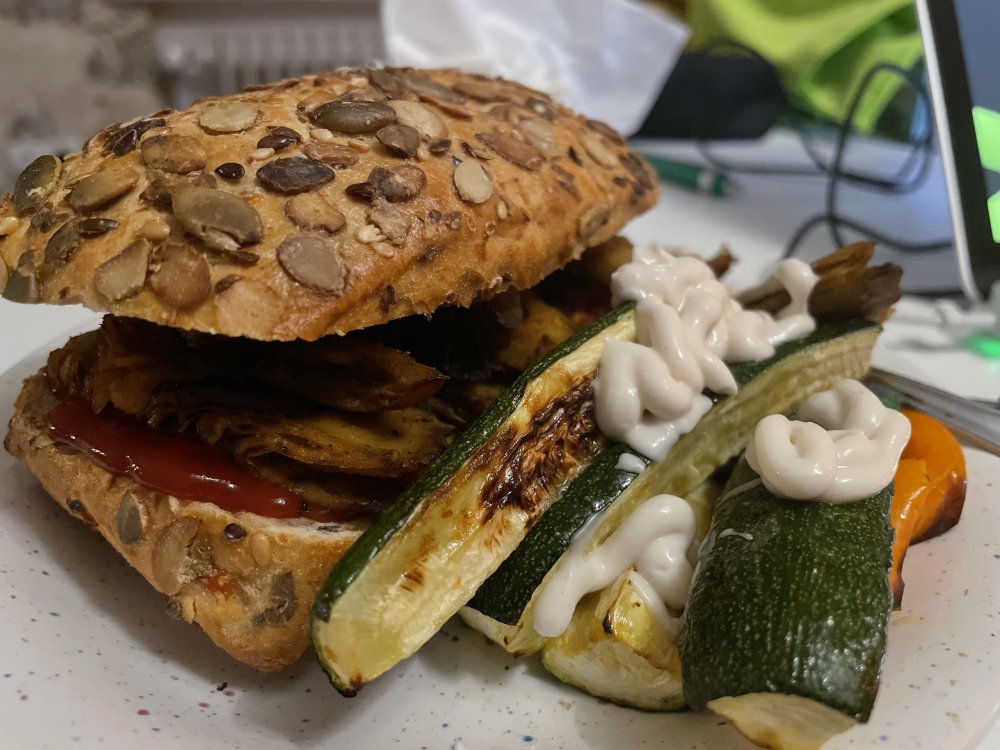 kebab.thumb.jpg.8b144c9d12401914296ca7274f1a49f8.jpg