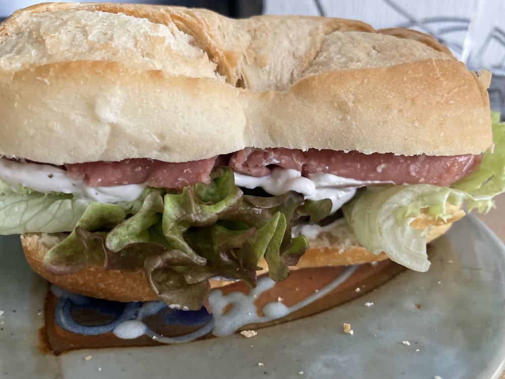 sandwich.thumb.jpg.3d4a6fbaa1836981dafd077574dd33c2.jpg