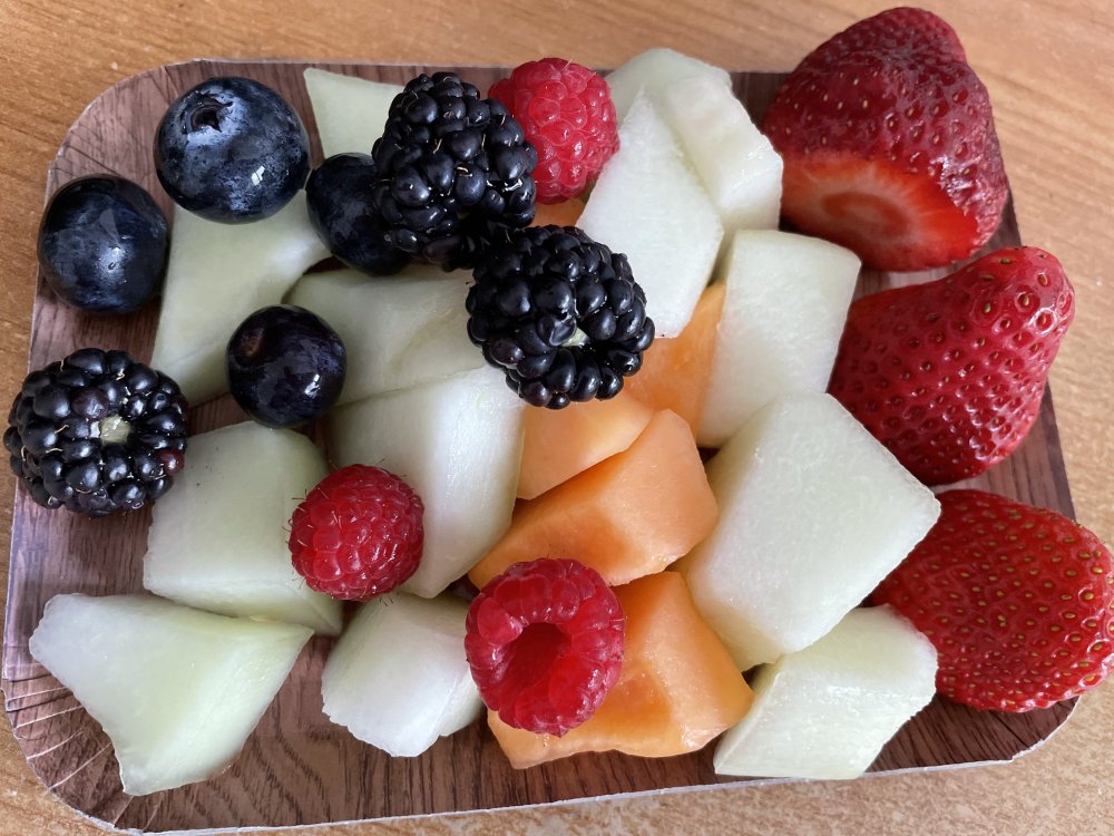 fruit.thumb.jpg.6fb1946494fe844ea84e1582e8facc40.jpg