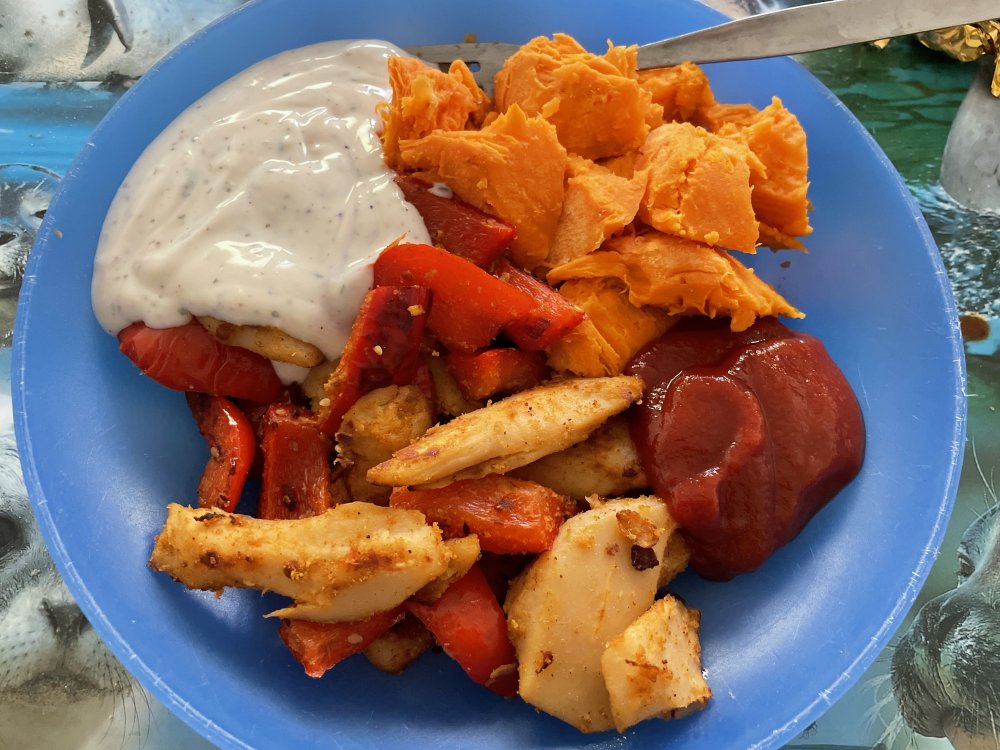 dinner.thumb.jpg.f2a644cebad6960036cc8fb626fec602.jpg