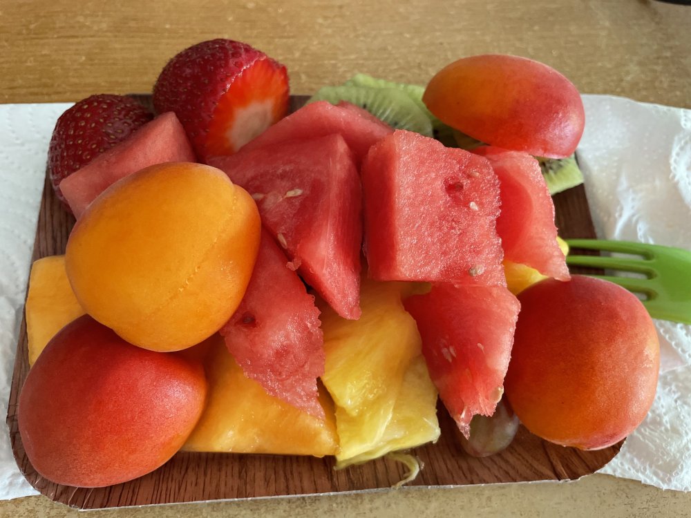 fruit.thumb.jpg.8d53af11b2ebecece6f8eefb5b842719.jpg